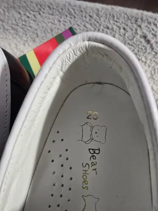 Sapatos menino tamanho 23