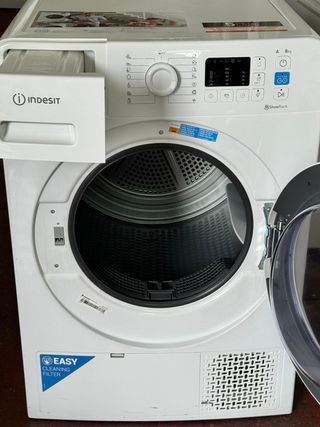 SECADORA INDESIT DE 8 KILOS EN BLANCO