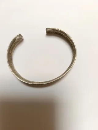 Pulsera Brazalete Plateado Diseño Trenzado