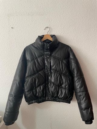 Chaqueta bomber cuero negra
