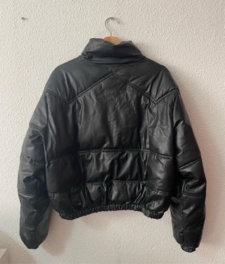 Chaqueta bomber cuero negra