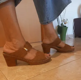 Sandalias Marrones Tacón