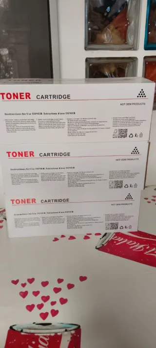 3 Cartucce Toner per stampanti laser.