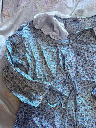 Blusa flores liberty cuello bobo