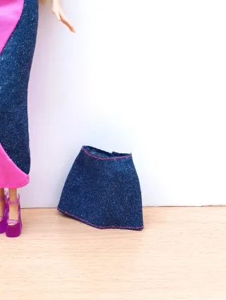 Barbie Chair Flair Muñeca