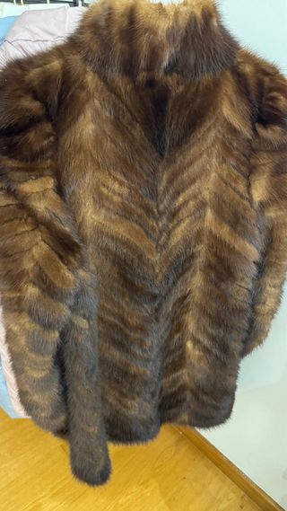 Abrigo de pelo marrón