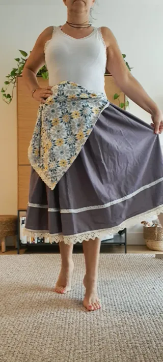 Falda 75cm y delantal casera, regional, huertana