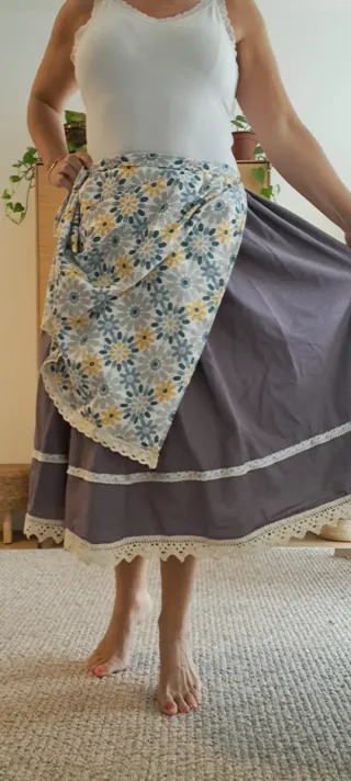 Falda 75cm y delantal casera, regional, huertana