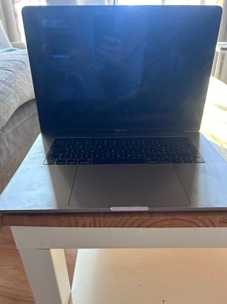 MacBook Pro 15 i7/32GB/256GB