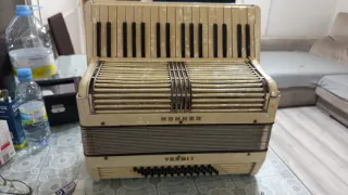 Acordeón Hohner Verdi II
