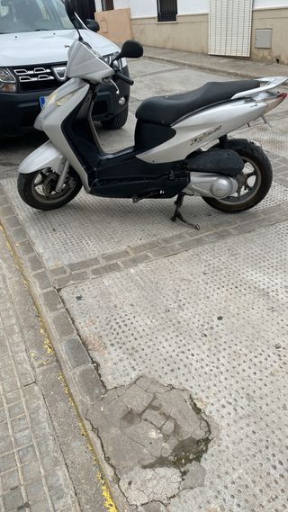 Honda Dylan 125 Plata