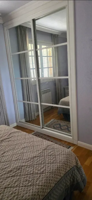 Armario puertas espejo