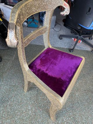 Silla Anglo-India Vintage Dorada y Morada