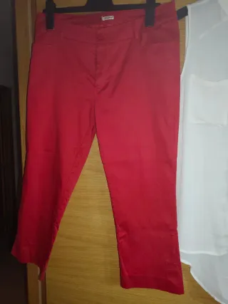 Conjunto Pantalón Rojo pirata y Camisa veis