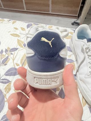 Zapatillas Puma Blancas y Azules