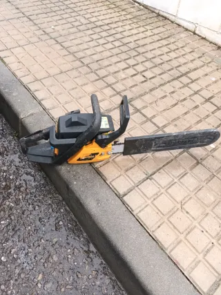 Motosierra Partner 470 para leña