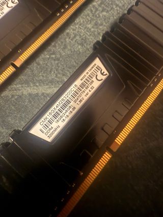 Corsair  vengeance ddr4 ram 3200mhz cl16