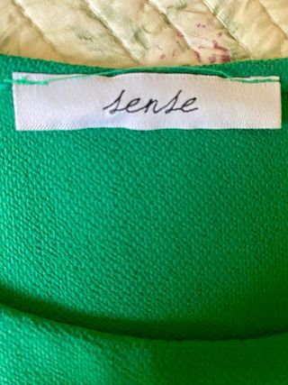 Blusa verde Sense sin mangas con encaje