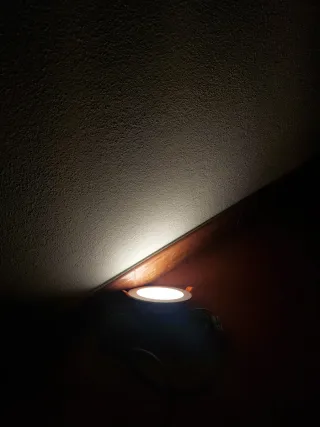4 Focos LED DUSKTEC Inteligentes RGB + Branco