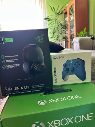 Xbox One Consola + 3 Mandos + Auriculares NUEVOS