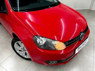 Volkswagen Golf 1.2 TSI 105cv Advance 3p