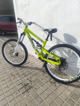 Bicicleta Scott voltage fr30