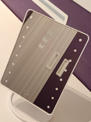 Specchio per trucco con luci LED