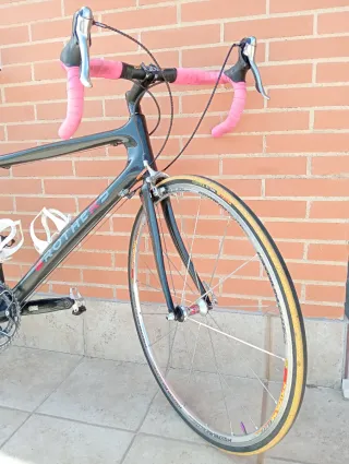 Bicicleta de carretera de carbono