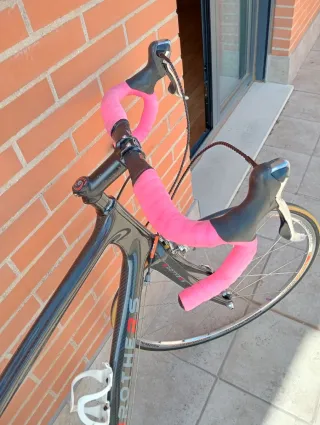 Bicicleta de carretera de carbono