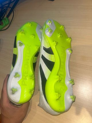 Botas Fútbol Adidas Predator Césped Artificial