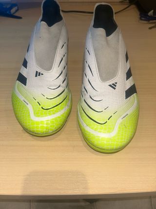 Botas Fútbol Adidas Predator Césped Artificial