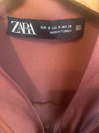 Vestido Zara plisado con lazada Talla S
