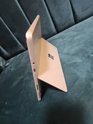 Microsoft Surface Go 2