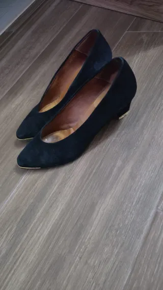 Zapatos de tacón negros ante