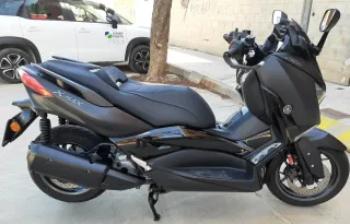 Yamaha XMAX Tech MAX 300 (2020)