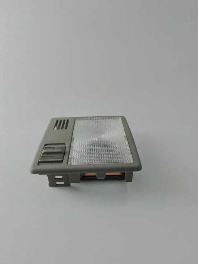 Luz plafón interior Audi 80 B4