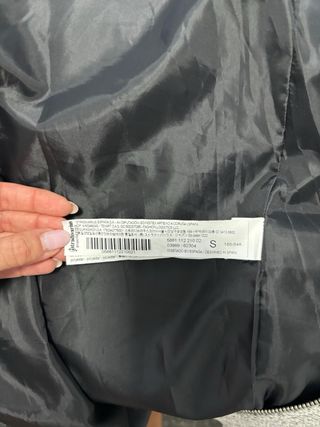 Abrigo corto Stradivarius gris