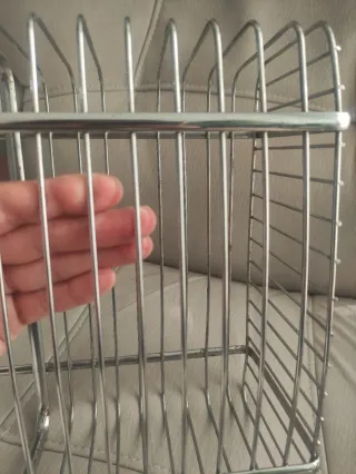 Cesta organizadora de metal