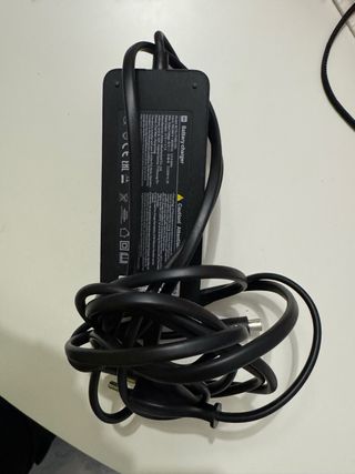 Xiaomi Mi Electric Scooter M365 2 cascos de REGALO