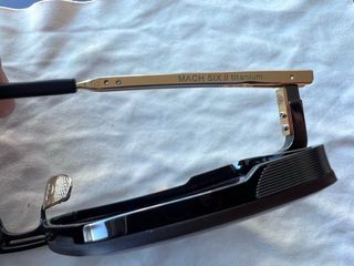 Gafas de sol DITA SIX MATCH  negras y doradas .