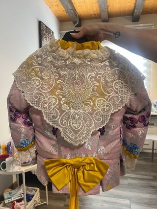 Traje de Fallera