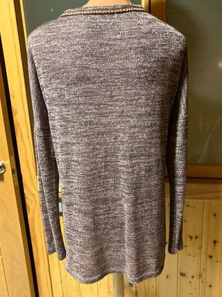 Dos chaquetas de punto