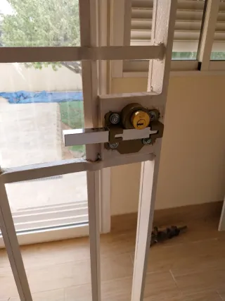 Rejas de forja para puertas