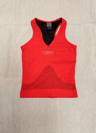 Top Deportivo Nike Mujer Rojo Talla M