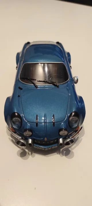 Renault Alpine A110 1600S Escala 1:18 de solido