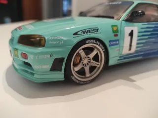 Nissan Skyline R34 Solido Escala 1:18