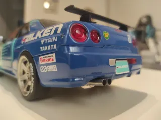 Nissan Skyline R34 Solido Escala 1:18