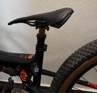 Bicicleta KTM Carbono Doble Suspensión MTB