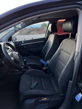 Volkswagen Golf 2002