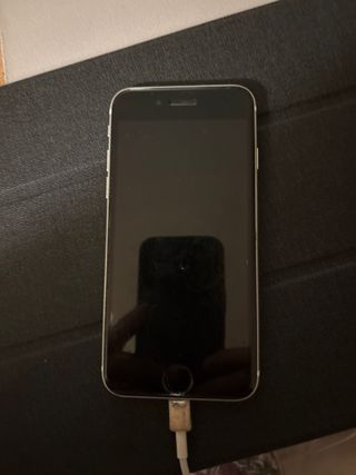 iPhone SE 2020 Plata
